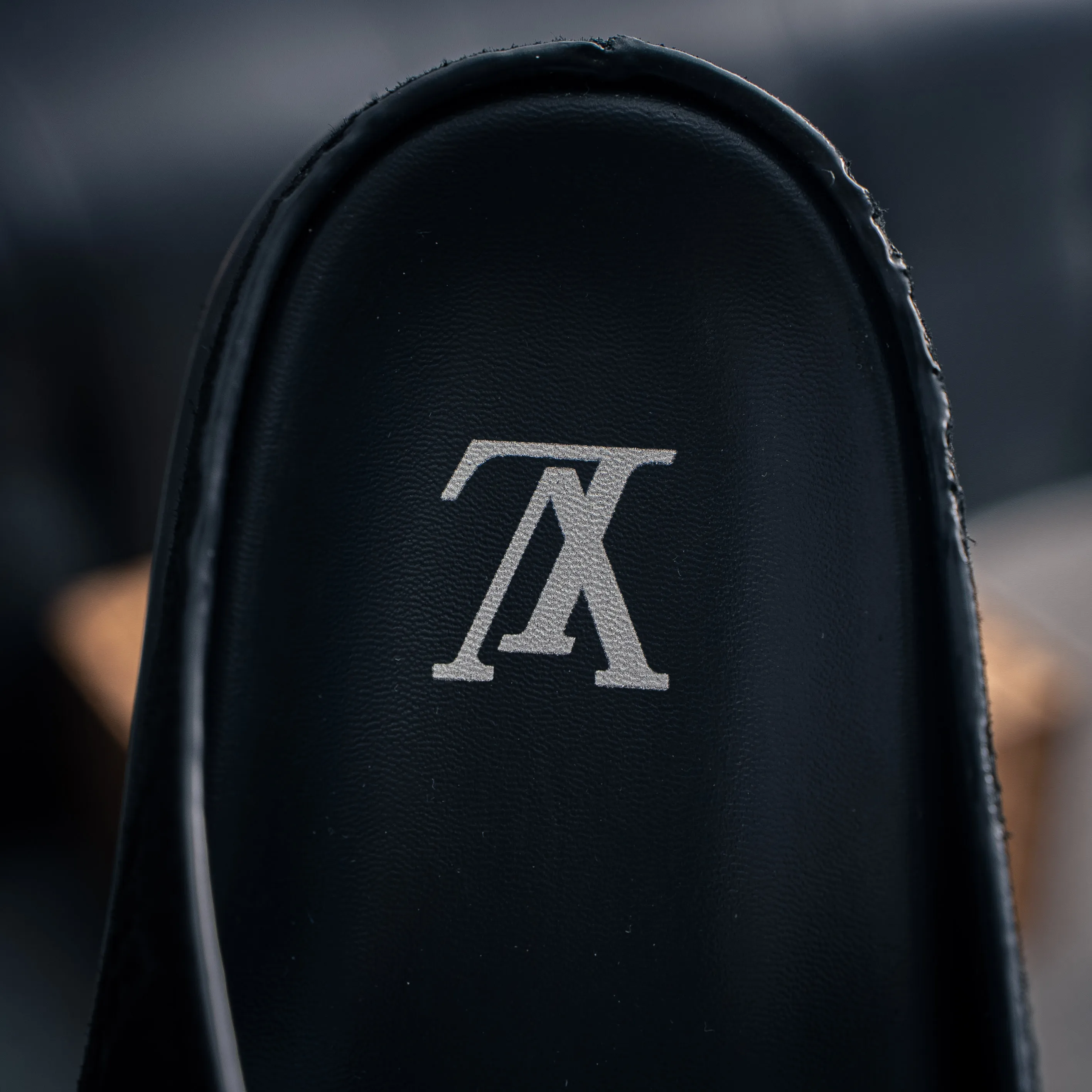 # Louis Vuitton Easy LV Shoes Sandals ！ Premium Quality